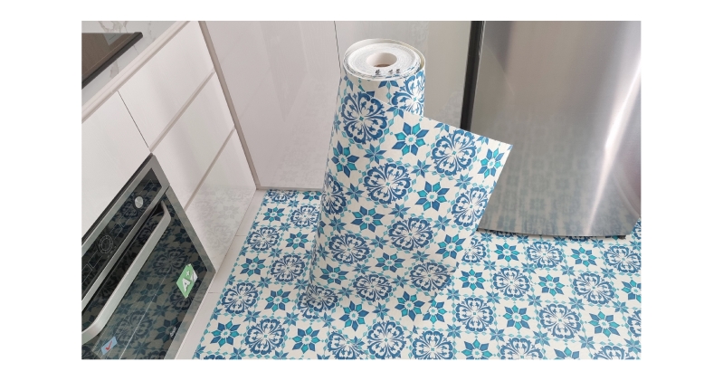 cushioned floor makes the room look more alive